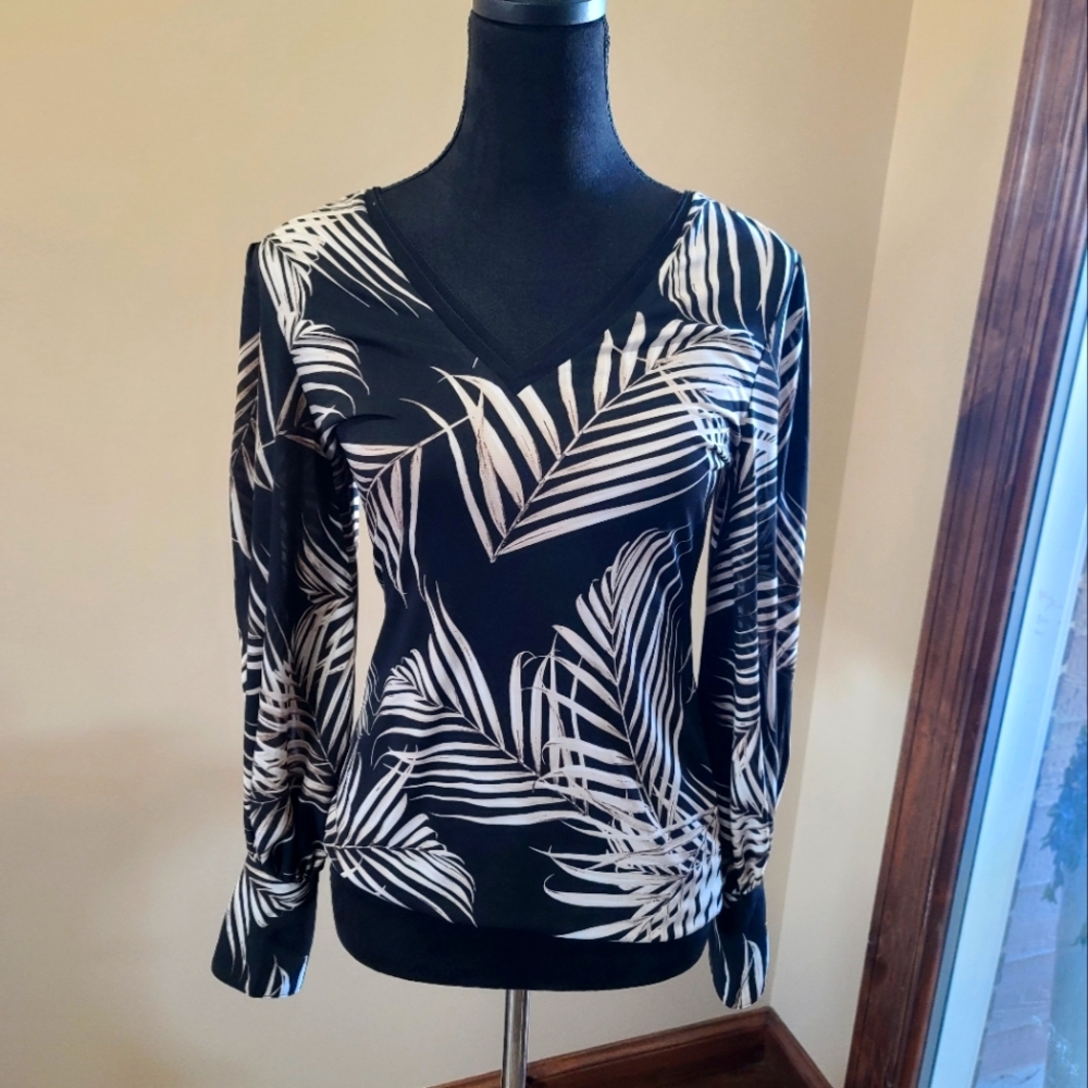 WHBM long sleeve blouse. XS